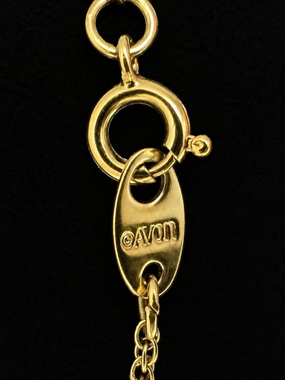 Vintage Avon Gold Tone Open Heart Necklace Black Enamel Rhinestone Pendant 18" - Picture 4 of 5